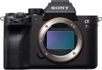Купить фотоаппарат Sony A7r IV body  по цене от 90305 грн.